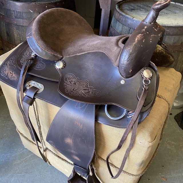 SADDLE, Western Style 